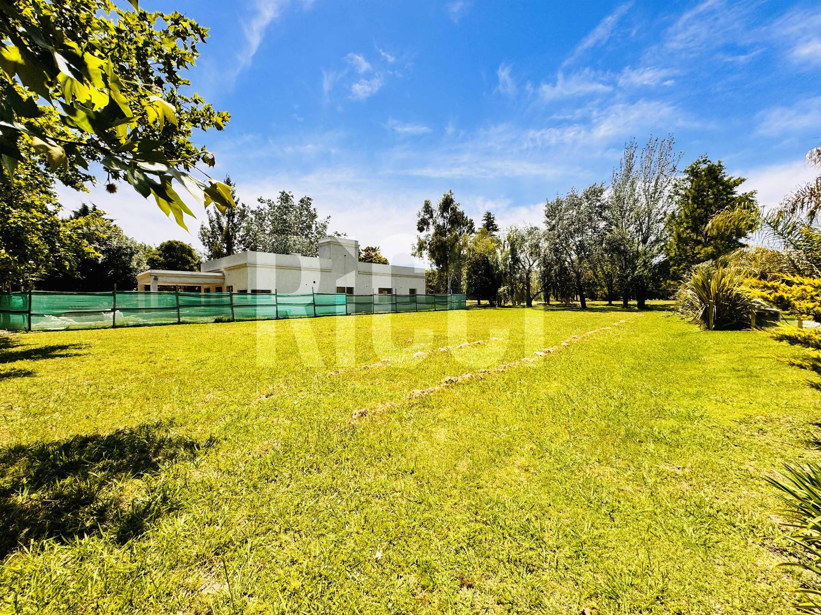 Foto Terreno en Venta en La Plata, La Plata Lote en venta | Miralagos