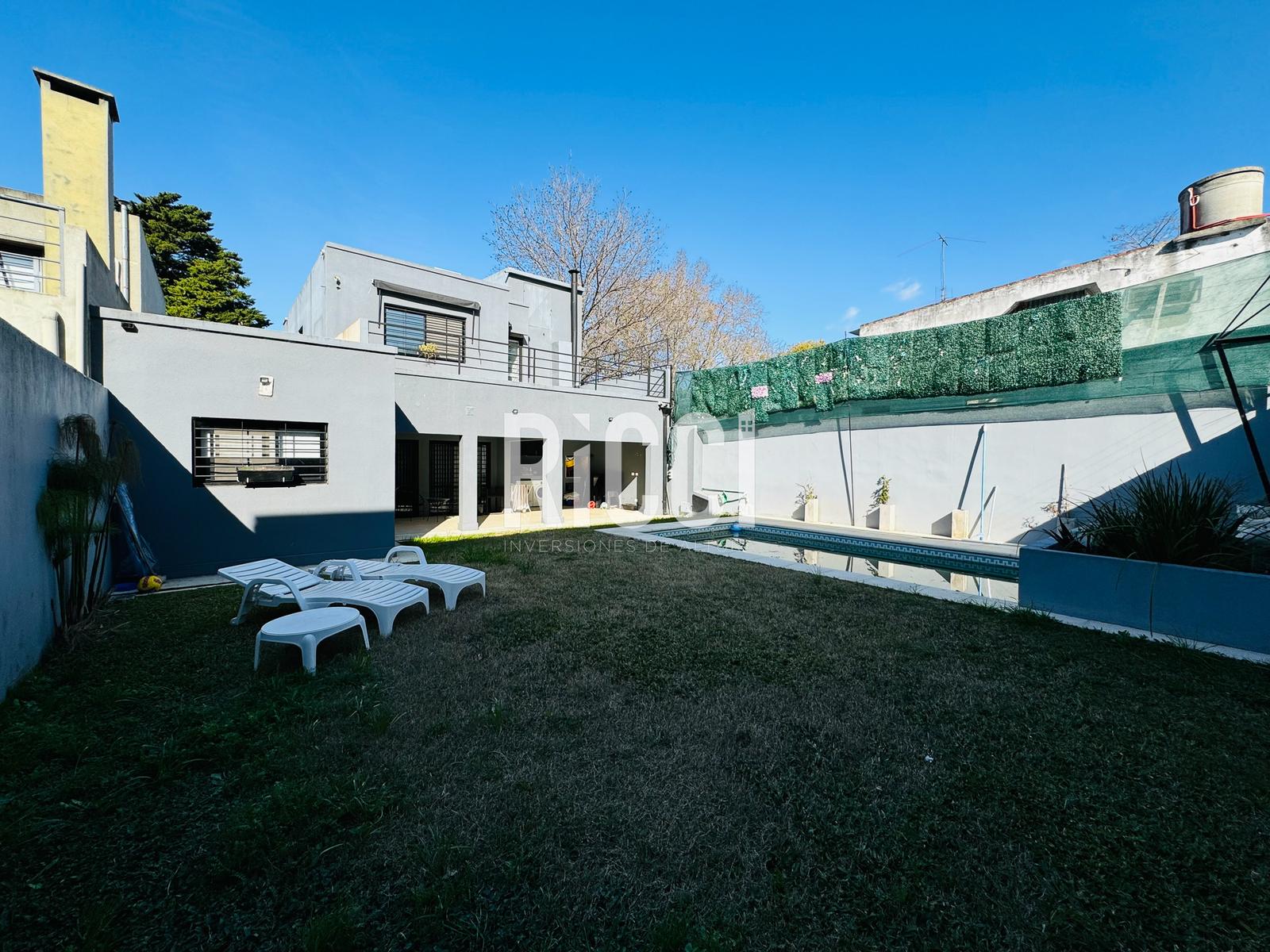 Foto Casa en Venta en Ranelagh, Berazategui 311  al 1900