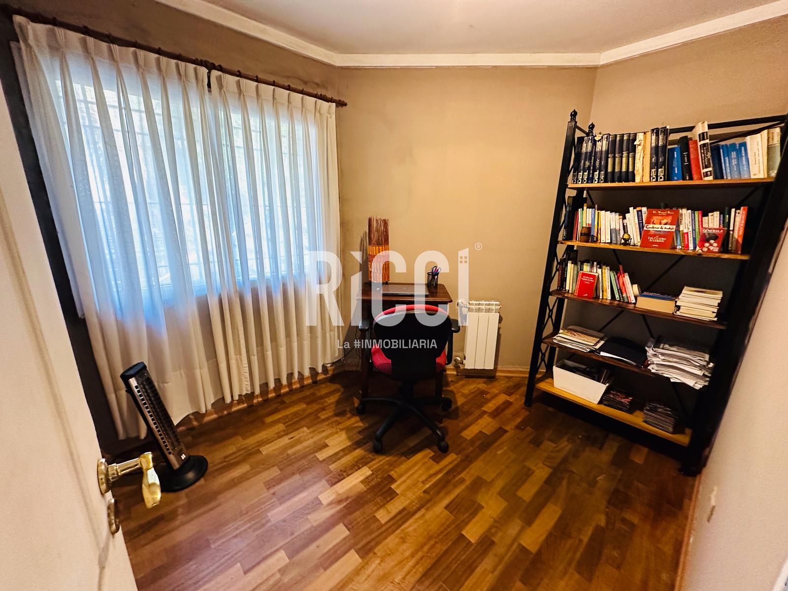 Foto Casa en Venta en Berazategui, G.B.A. Zona Sur calle 8 al 4100