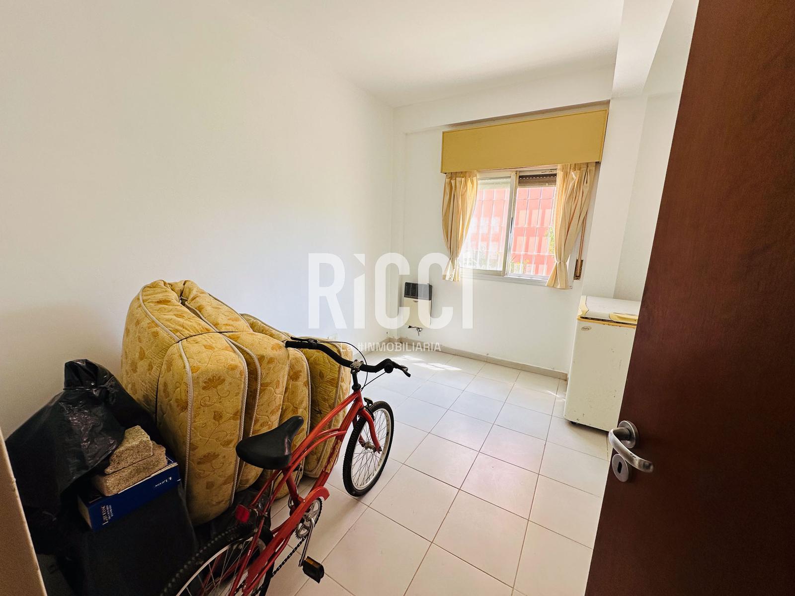 Foto Casa en Venta en Berazategui, Berazategui calle 140  al 900