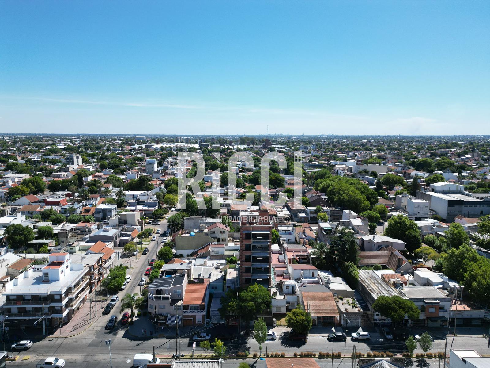 Foto Departamento en Venta en Bernal Este, Quilmes Andres Baranda  al 100