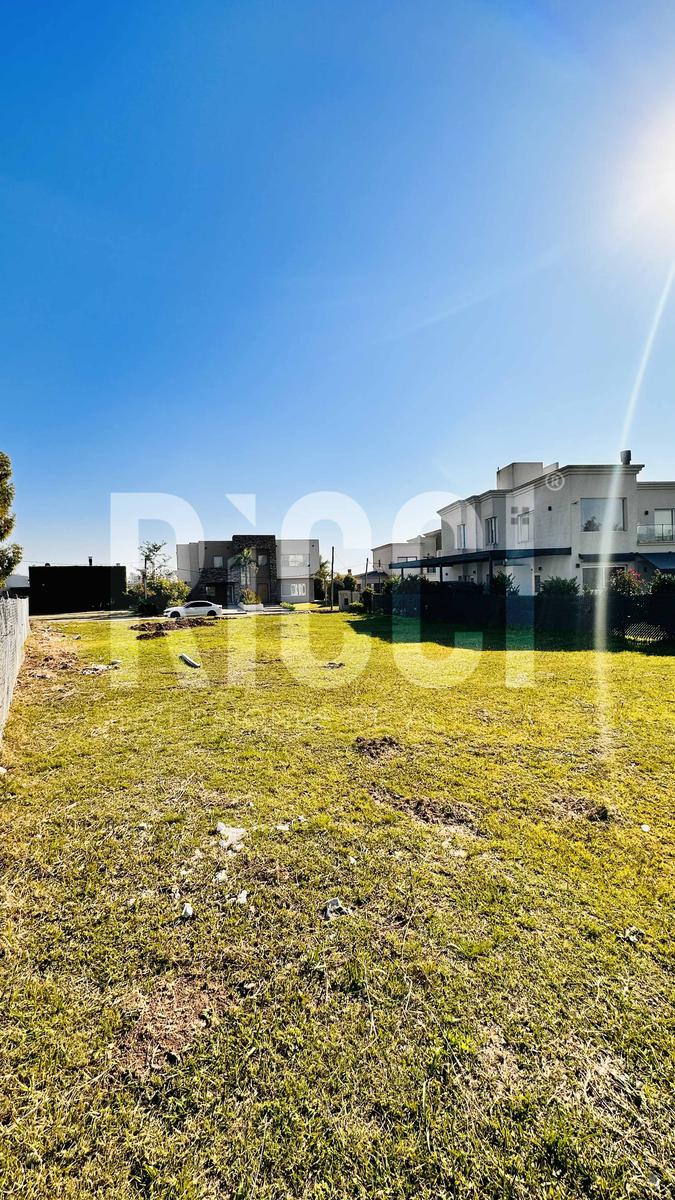 Foto Terreno en Venta en Guillermo E Hudson, Berazategui Lote 204 en venta | Barrio Cerrado Hudson Park