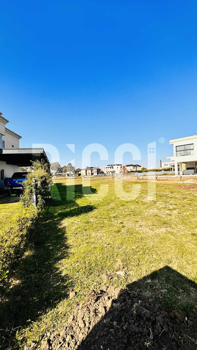 Foto Terreno en Venta en Guillermo E Hudson, Berazategui Lote 204 en venta | Barrio Cerrado Hudson Park